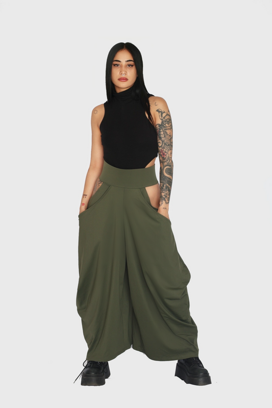 Peekaboo Pants - Olive Green